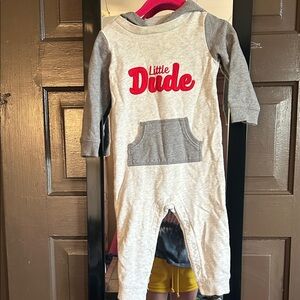 Carter’s Gray 'Little Dude' Baby Romper; size 18 months WARM